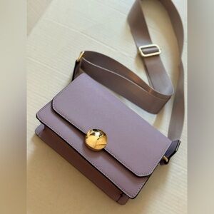 Lavender Purse. NWOT. Brand. The Unknown.